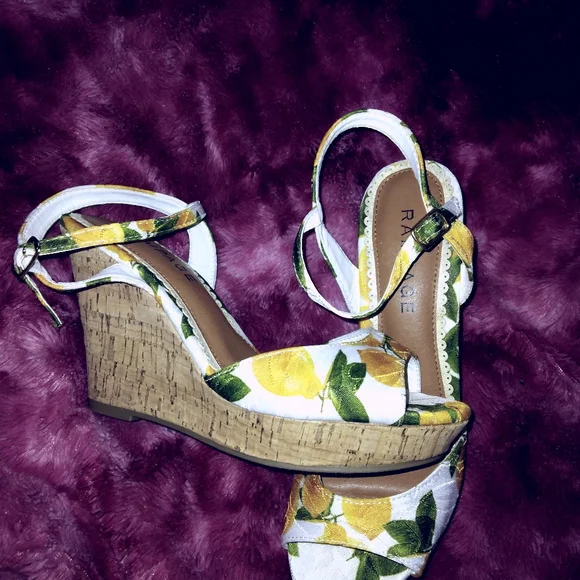 Rampage Lemon Wedge Size